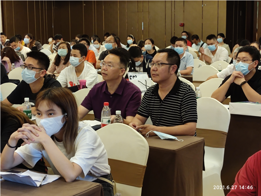 立人教育培训学校教学点2021级成教新生举行开学典礼